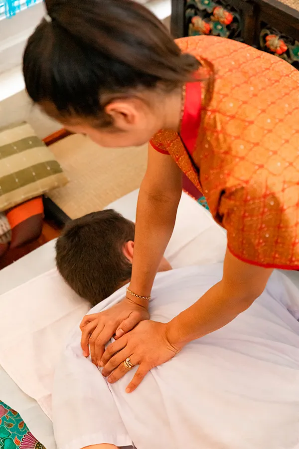 Massage du dos et des jambes